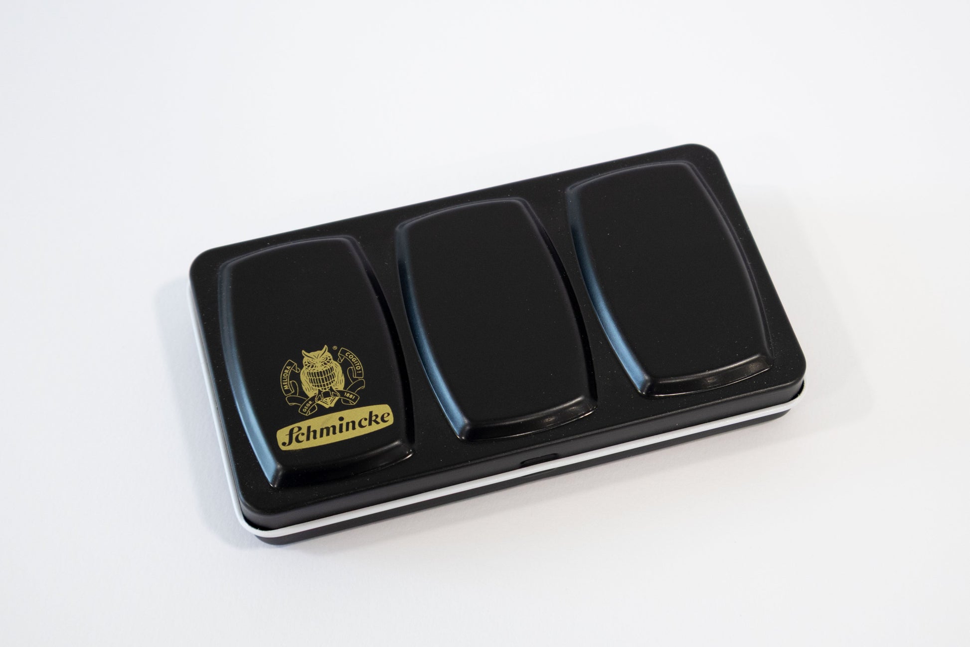 Schmincke Horadam 12 Half Pans and Brush - SOCO Store Fujairah